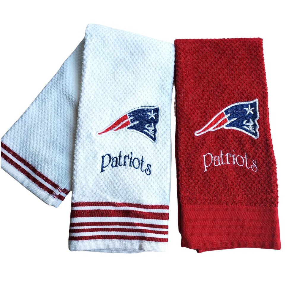 New England PATRIOTS team, set of 2 Embroidered Tea towels , hands towels 100% C
